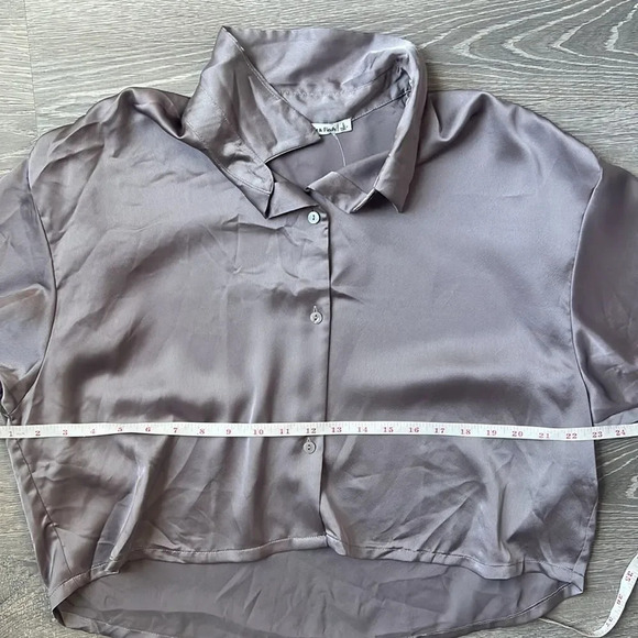 NEW Abercrombie & Fitch Blouse 'Chase' in Grey - Picture 8 of 9